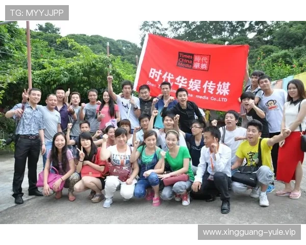 华娱娱乐公司在影视娱乐与游戏产业的融合创新探索推动行业变革的核心策略分析 华娱娱乐公司在影视娱乐与游戏产业的融合创新探索推动行业变革的核心策略分析